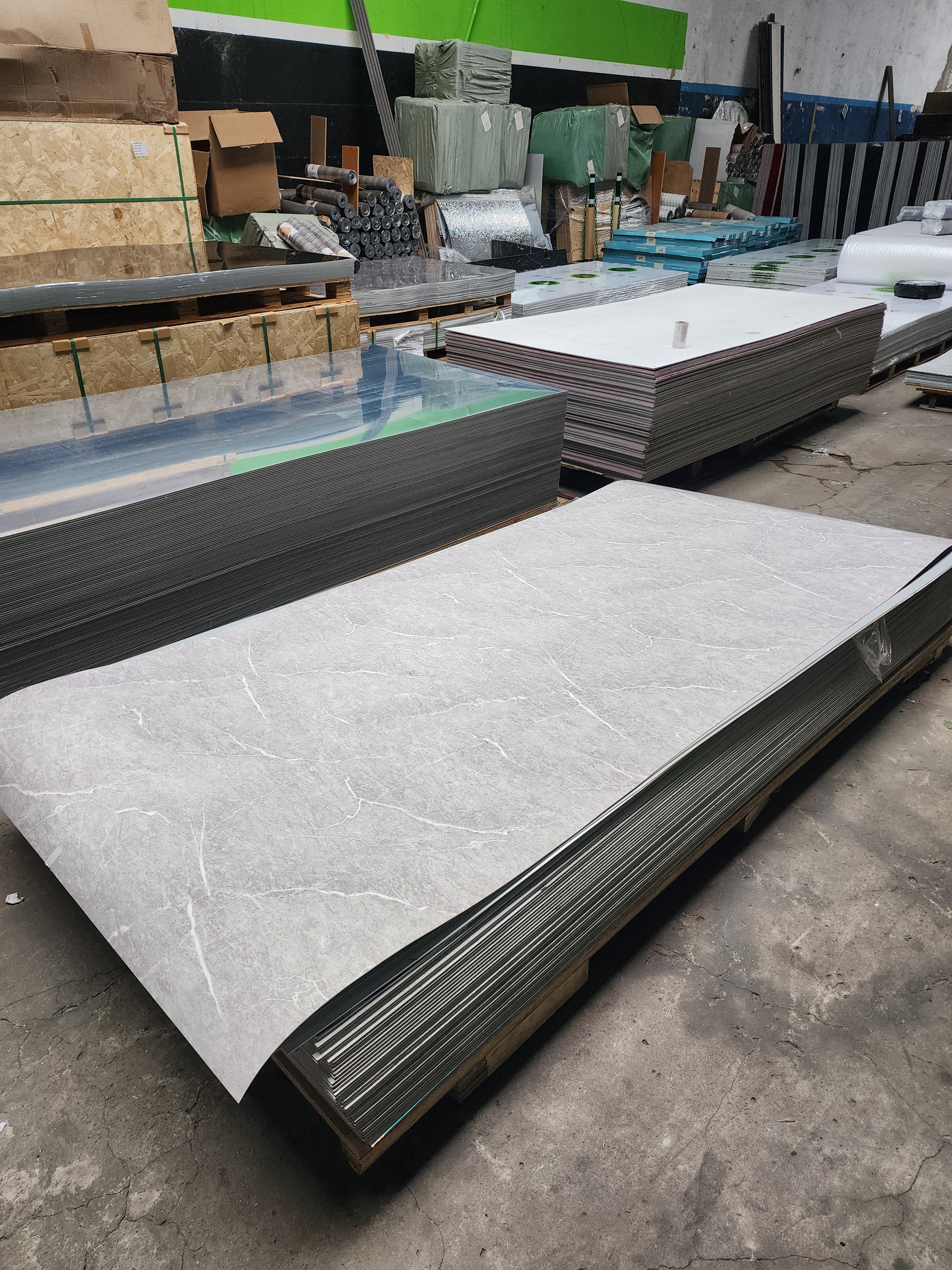 Rollo autoadhesivo simil marmol Grey