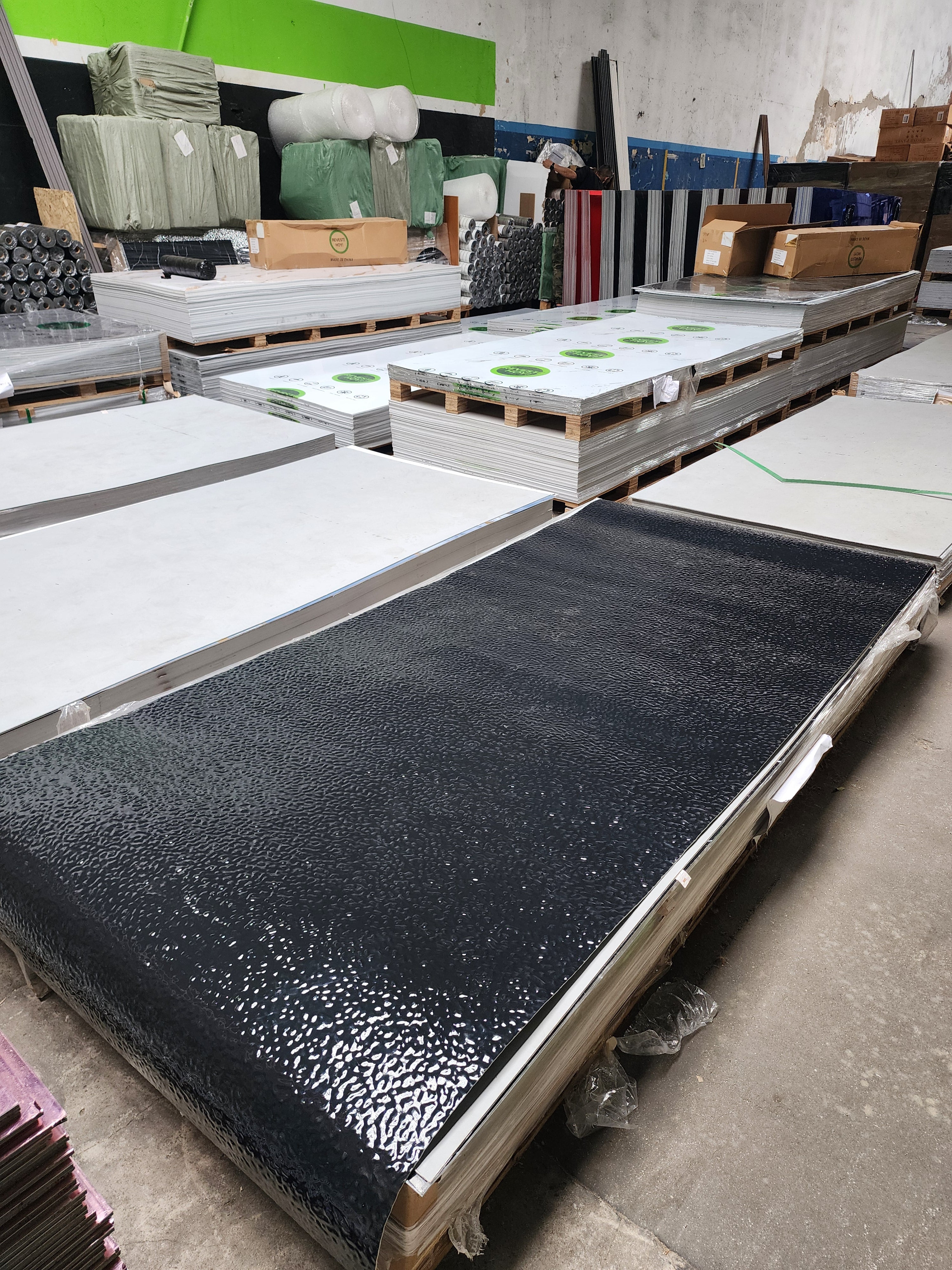 Placas Autoadhesivas Acqua Black 55006