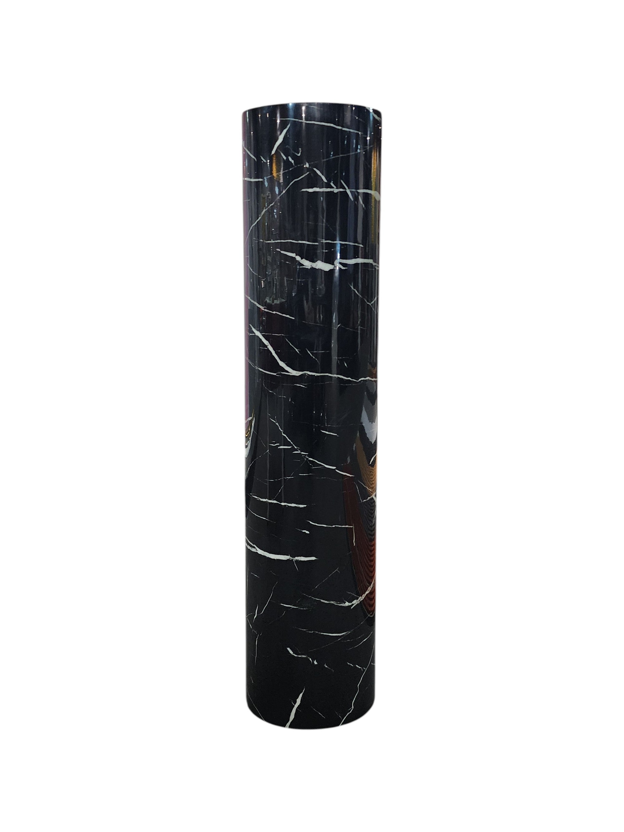 Rollo autoadhesivo simil  mármol Marquina